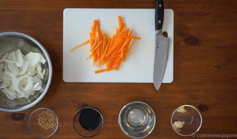 chapuche 1.2.1 Japchae - Vermicelles aux porc, carottes et oignons