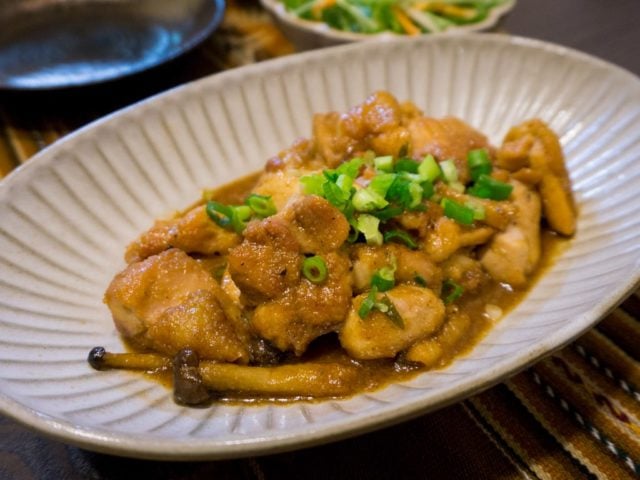 Poulet, sauce teriyaki au sésame