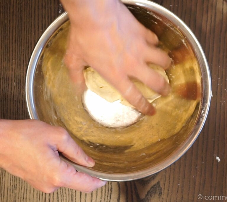 Gyozas Feuilles 1.5.1 La pâte à gyozas - Feuilles à gyozas