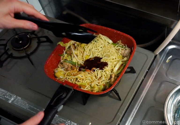 Untitled 1.48.1 Yakisoba - Nouilles japonaises sautées au porc et légumes - 焼きそば