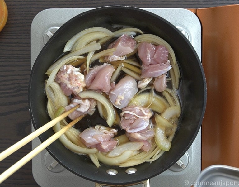 Oyakodon recipe step 3 of 13 Oyakodon - Bol de poulet et oeuf - 親子丼
