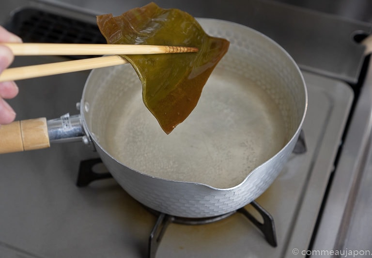 Le Dashi, bouillon de base de la cuisine japonaise