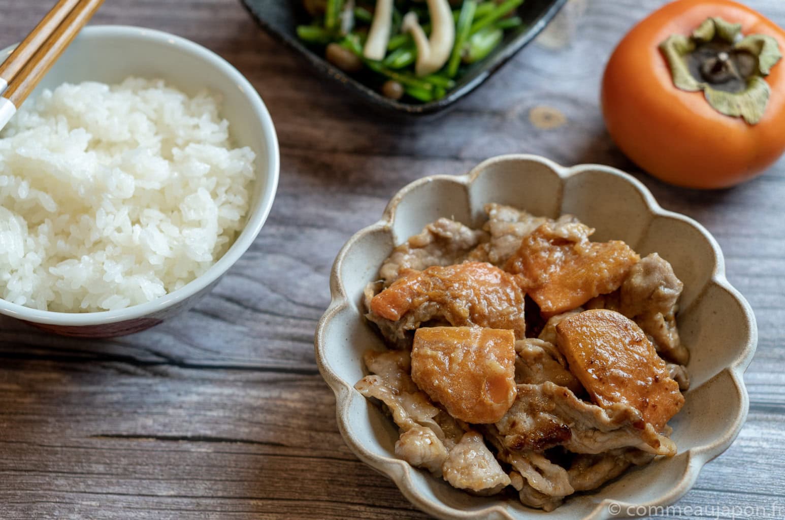Porc et kaki sautés au gingembre